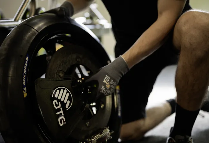 ATG® is the official glove partner of the PERTAMINA ENDURO VR46 RACING TEAM in the 2024 season. 