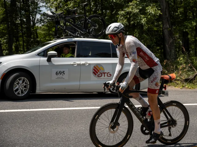 Jimmy Rönn wins the Race Across America (RAAM)